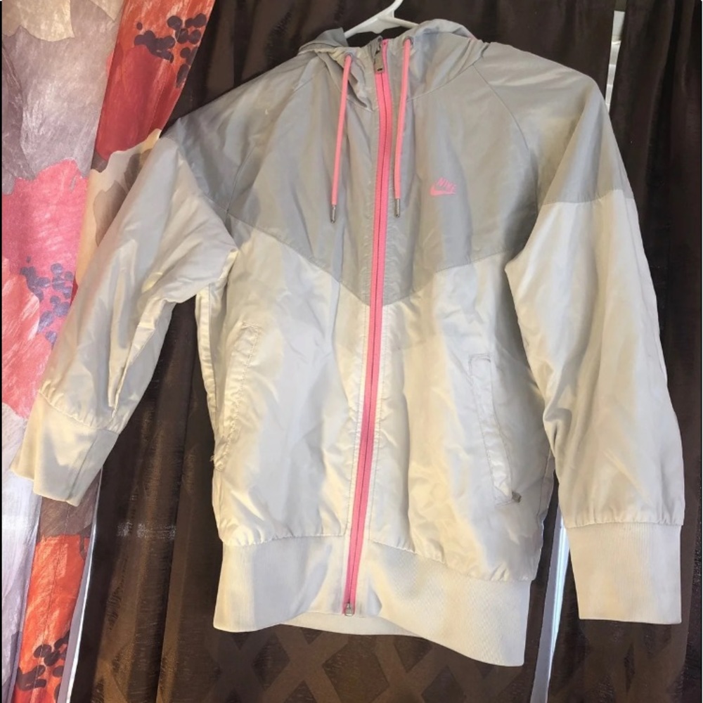 Nike windbreaker